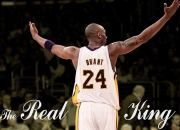 开云下载-历史性颠覆！佩雷兹率索伯车队横扫红牛二队，改写F1中场格局