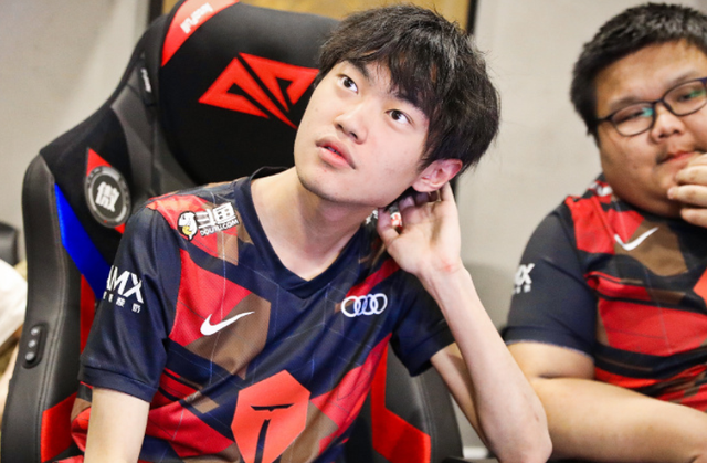 包含RNG血洗100T,Knight完成帽子戏法的词条 包含RNG血洗100T,Knight完成帽子戏法的词条