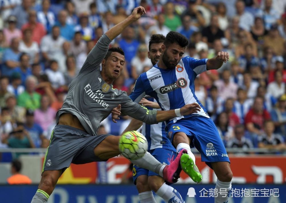 包含意大利翻盘皇马,范佩西完成帽子戏法的词条 包含意大利翻盘皇马,范佩西完成帽子戏法的词条