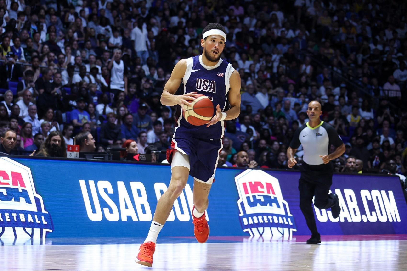 中国男篮轻取墨西哥男篮,贝弗利爆发神勇 中国男篮轻取墨西哥男篮,贝弗利爆发神勇