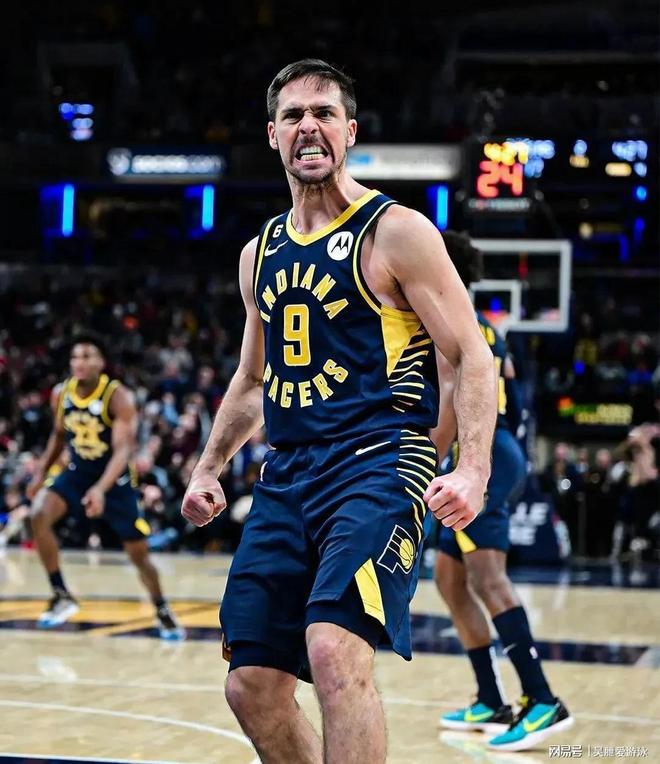 步行者险胜奇才,西蒙斯爆发神勇的简单介绍 步行者险胜奇才,西蒙斯爆发神勇的简单介绍