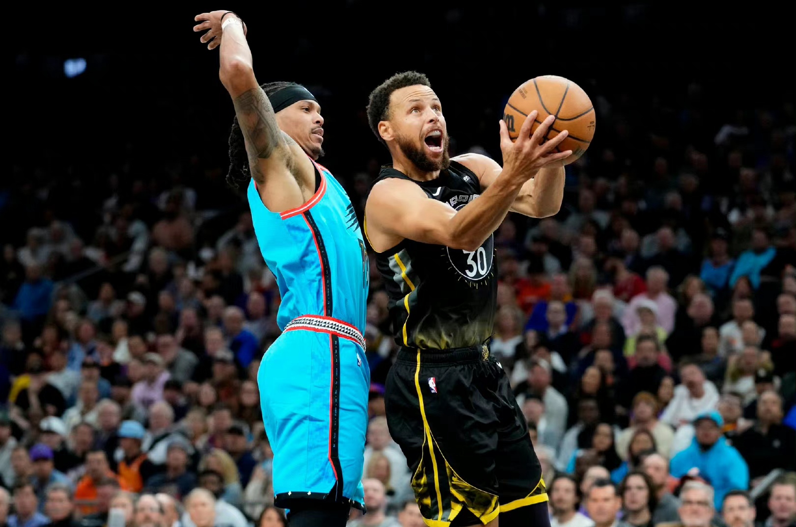 勇士奥格斯堡超越预期，赢得竞争激烈比赛