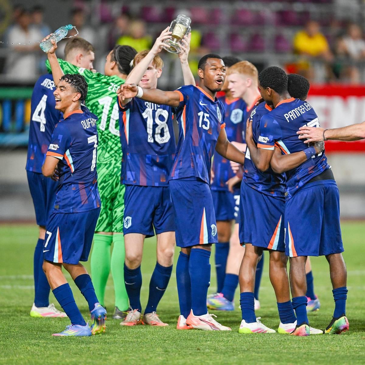 东京FC在亚冠比赛中击败对手的简单介绍