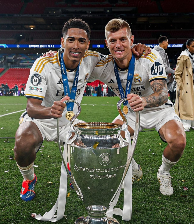 包含英格兰主帅公布欧洲杯大名单，年轻球员入选的词条