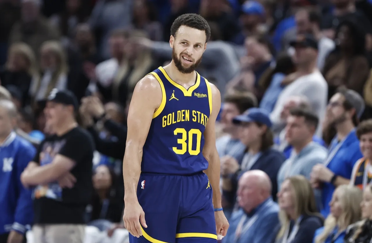 雄鹿轻取勇士,取得十二连胜的简单介绍 雄鹿轻取勇士,取得十二连胜的简单介绍