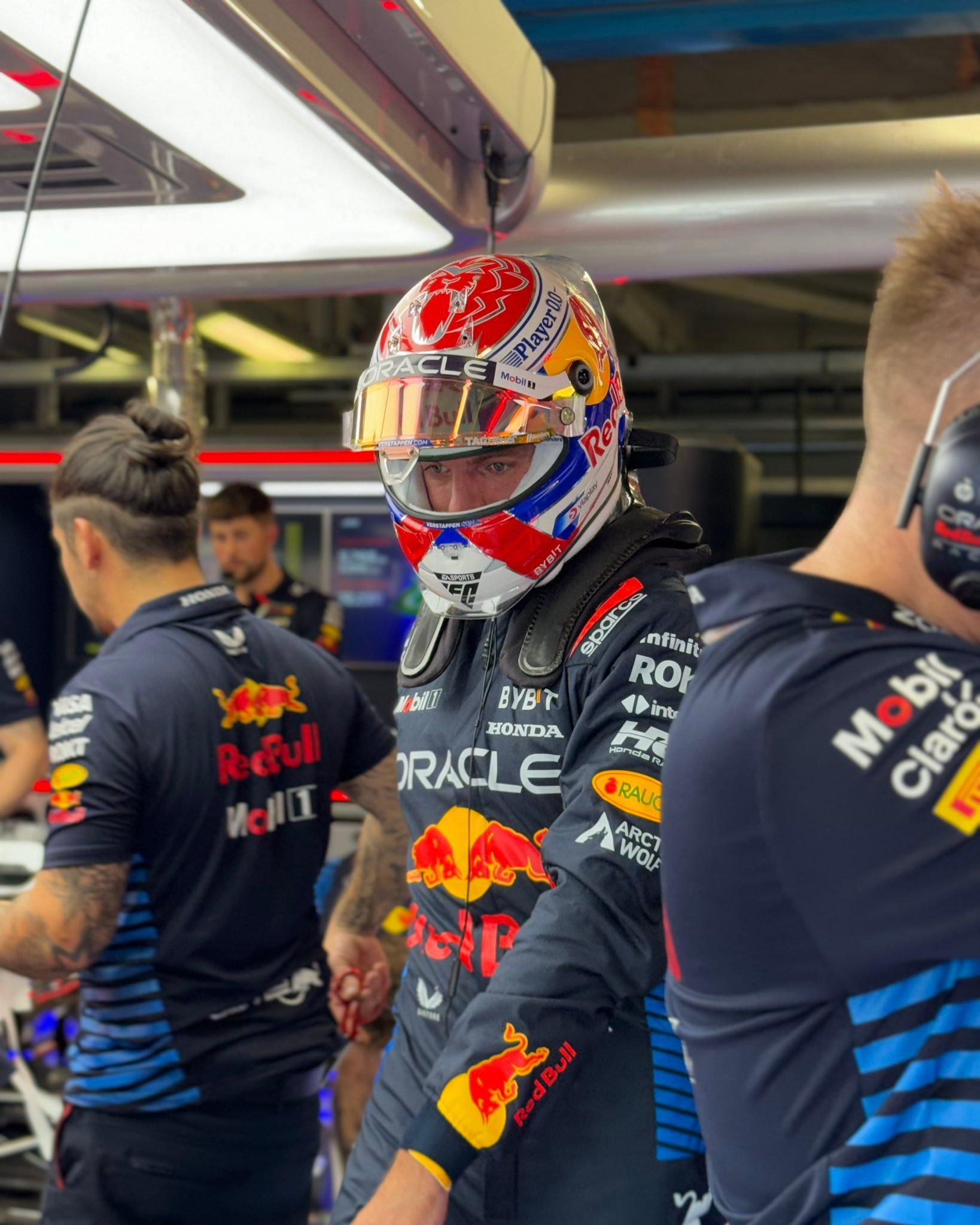 红牛二队完胜红牛车队，维斯塔潘统治全场的简单介绍