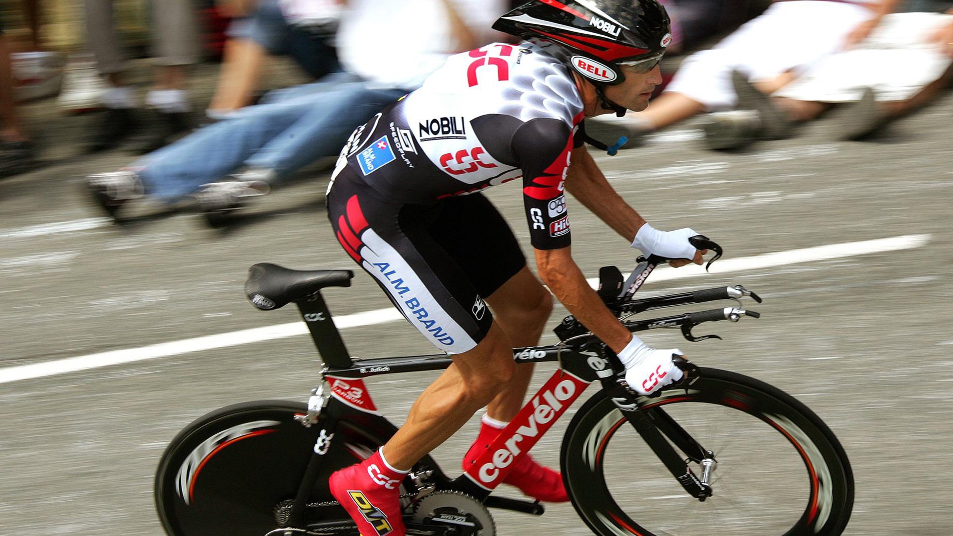 双线突围,从哥斯达黎加绿茵到NBA硬木地板的关键战哲学